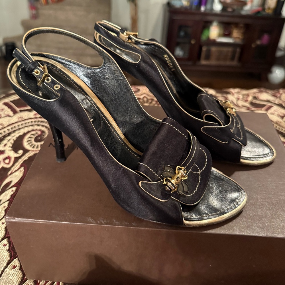 Authentic Louis Vuitton Bee High Heel Sandals 9.5 w/box